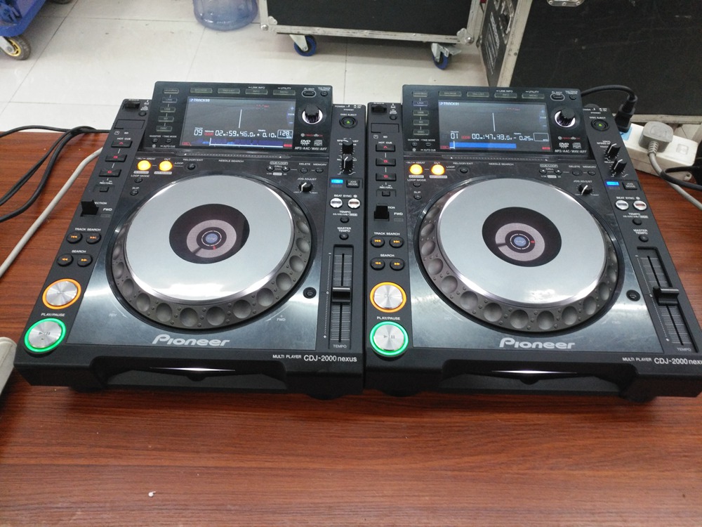 二手先锋cdj2000nxs打碟机一对 u盘 串联 软件 一键对